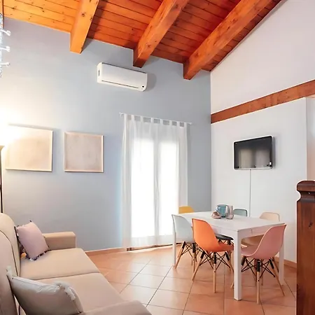 Happie Casa La Cattedrale Apartment *